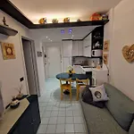 Cozy With Terrace And Shared Pool Appartement Bibione
