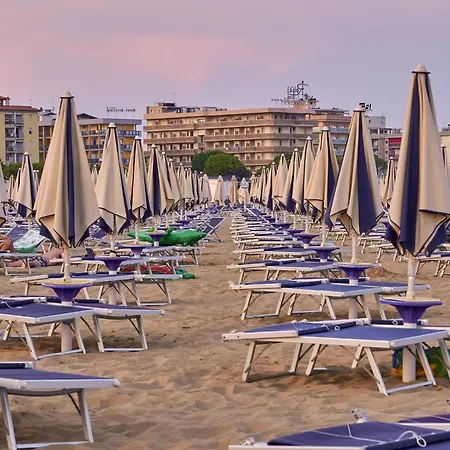 Cozy With Terrace And Shared Pool * Bibione