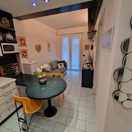 Cozy With Terrace And Shared Pool *